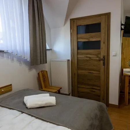 Aplit 2 Bed & Breakfast 3*