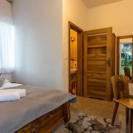 Aplit 2 Bed & Breakfast 3*