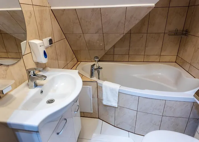 Aplit 2 Nocleg ze śniadaniem